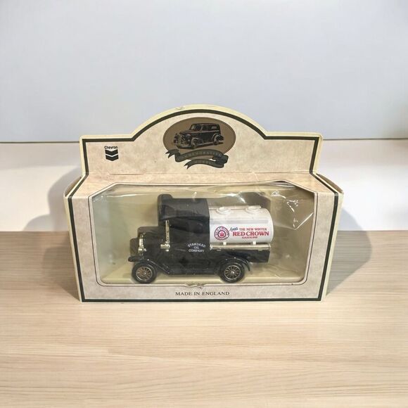 Vintage Diecast Chevron Die Cast Truck | Red Crown Gasoline 1920 Model T Ford - Picture 2 of 8